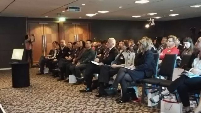 1526379674579716.jpg 2.jpg